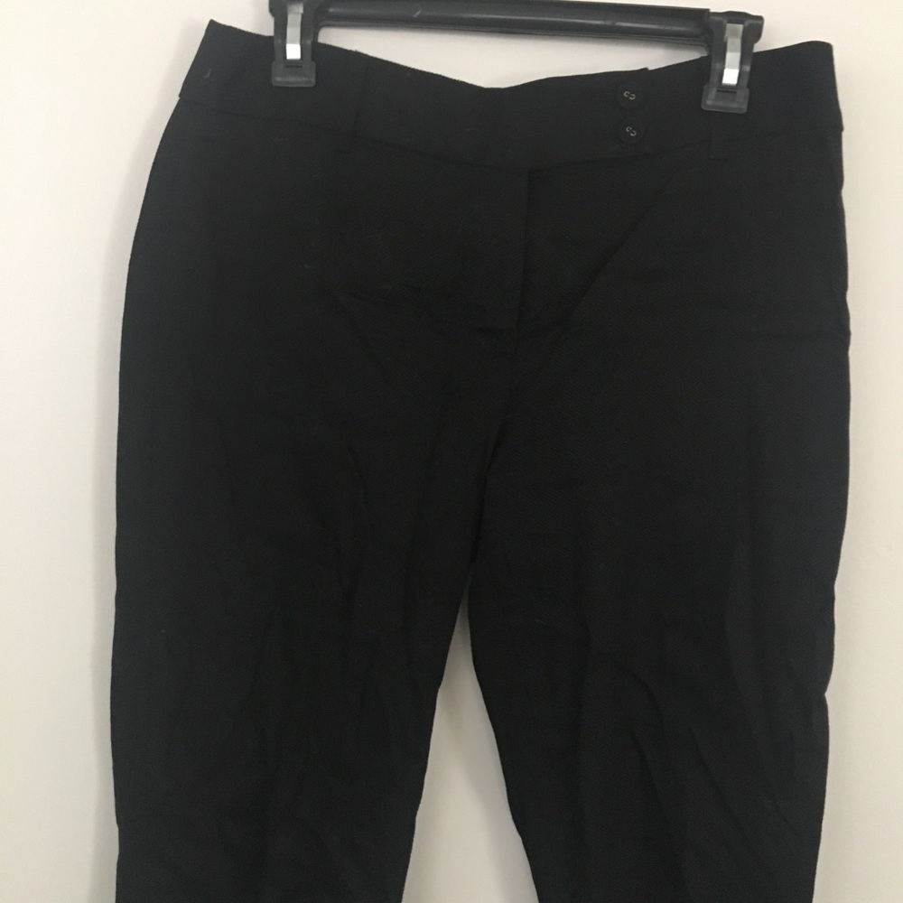Ann Black Capri pants